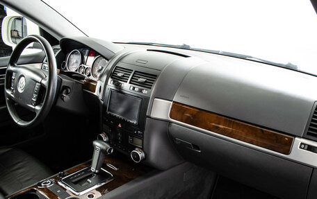 Volkswagen Touareg III, 2009 год, 1 375 000 рублей, 10 фотография