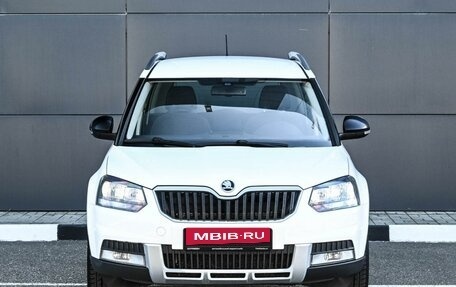 Skoda Yeti I рестайлинг, 2015 год, 1 014 000 рублей, 3 фотография