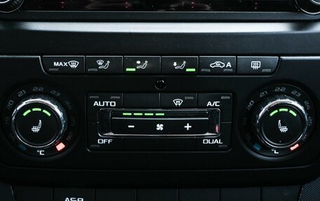 Skoda Yeti I рестайлинг, 2015 год, 1 014 000 рублей, 17 фотография