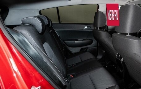 KIA Sportage IV рестайлинг, 2021 год, 2 910 000 рублей, 8 фотография