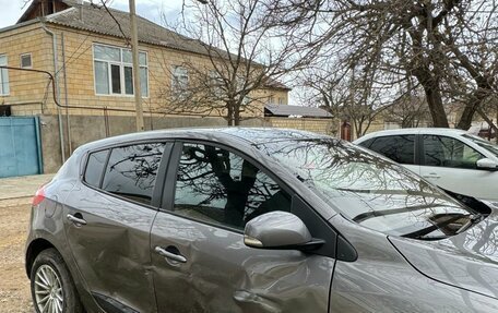 Renault Megane III, 2011 год, 250 000 рублей, 2 фотография