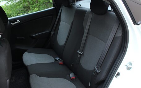 Hyundai Solaris II рестайлинг, 2013 год, 950 000 рублей, 17 фотография