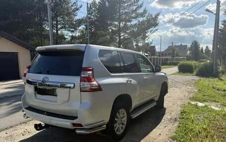 Toyota Land Cruiser Prado 150 рестайлинг 2, 2014 год, 2 970 000 рублей, 4 фотография