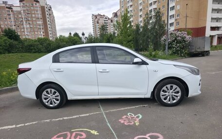 KIA Rio IV, 2019 год, 750 000 рублей, 4 фотография