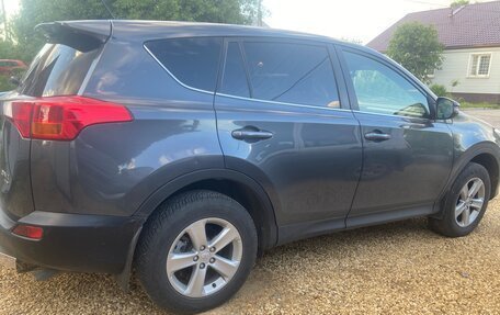 Toyota RAV4, 2013 год, 1 850 000 рублей, 2 фотография