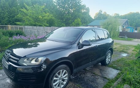 Volkswagen Touareg III, 2013 год, 2 000 000 рублей, 2 фотография