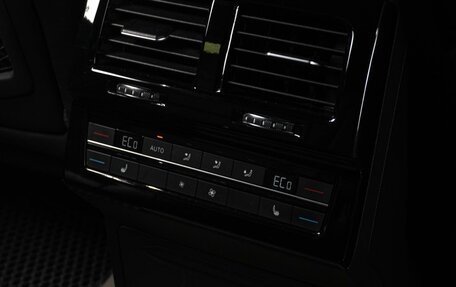 Volkswagen Touareg III, 2020 год, 5 699 000 рублей, 15 фотография