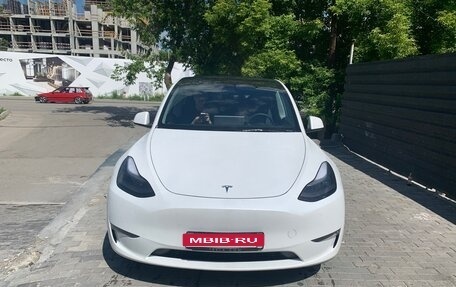 Tesla Model Y I, 2021 год, 4 100 000 рублей, 1 фотография