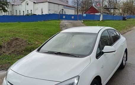 Opel Astra J, 2014 год, 810 000 рублей, 1 фотография