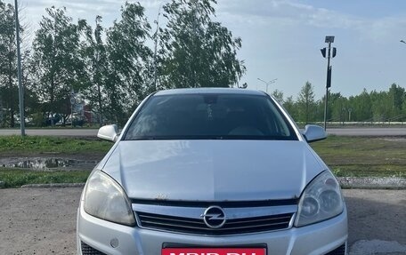 Opel Astra H, 2011 год, 345 000 рублей, 1 фотография