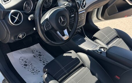 Mercedes-Benz GLA, 2016 год, 1 870 000 рублей, 10 фотография