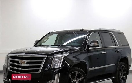 Cadillac Escalade IV, 2018 год, 4 650 000 рублей, 2 фотография