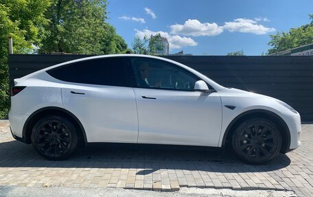 Tesla Model Y I, 2021 год, 4 100 000 рублей, 4 фотография