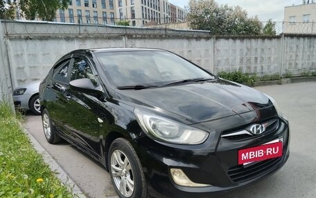Hyundai Solaris II рестайлинг, 2012 год, 650 000 рублей, 2 фотография