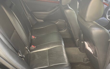 Toyota Avensis III рестайлинг, 2004 год, 520 000 рублей, 24 фотография