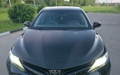 Toyota Camry, 2020 год, 3 950 000 рублей, 5 фотография