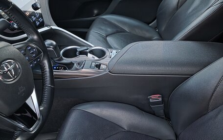 Toyota Camry, 2020 год, 3 950 000 рублей, 8 фотография