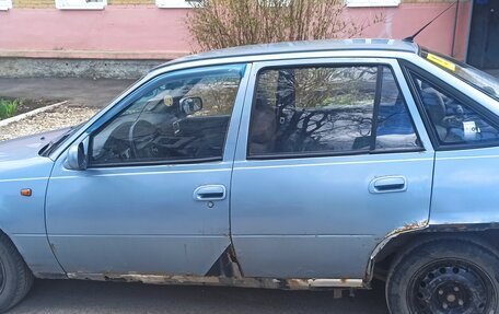 Daewoo Nexia I рестайлинг, 2010 год, 100 000 рублей, 2 фотография