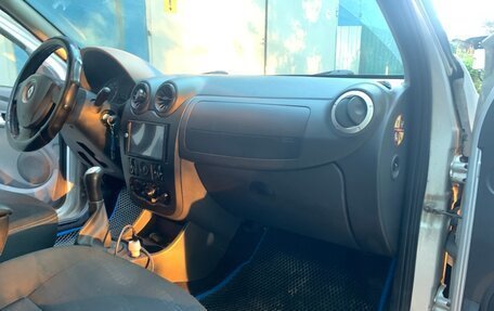Renault Sandero I, 2013 год, 550 000 рублей, 8 фотография