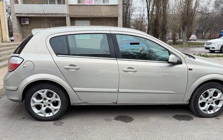 Opel Astra H, 2005 год, 375 000 рублей, 3 фотография