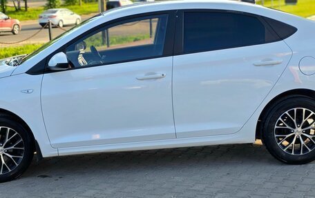 Hyundai Solaris II рестайлинг, 2021 год, 1 650 000 рублей, 3 фотография