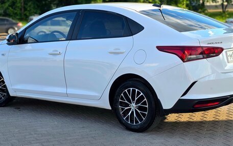 Hyundai Solaris II рестайлинг, 2021 год, 1 650 000 рублей, 4 фотография