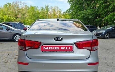 KIA Rio III рестайлинг, 2016 год, 935 000 рублей, 4 фотография