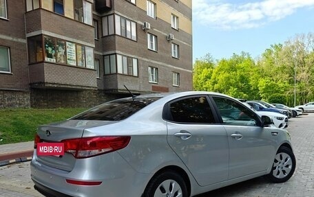 KIA Rio III рестайлинг, 2016 год, 935 000 рублей, 5 фотография