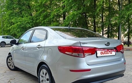 KIA Rio III рестайлинг, 2016 год, 935 000 рублей, 3 фотография