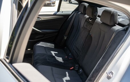 BMW 5 серия, 2018 год, 3 650 000 рублей, 11 фотография