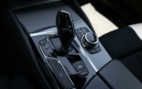 BMW 5 серия, 2018 год, 3 650 000 рублей, 19 фотография