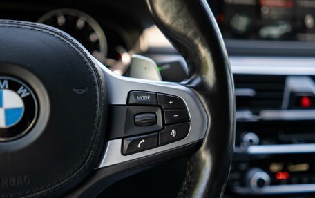 BMW 5 серия, 2018 год, 3 650 000 рублей, 21 фотография