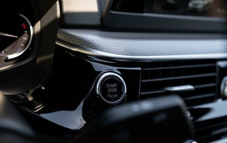 BMW 5 серия, 2018 год, 3 650 000 рублей, 24 фотография