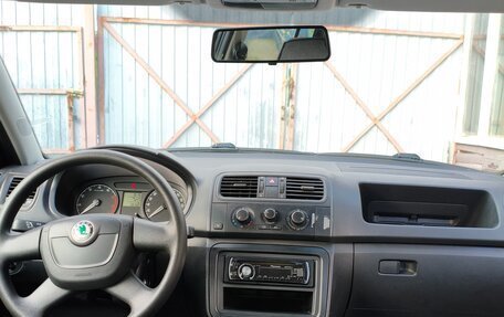 Skoda Fabia II, 2009 год, 650 000 рублей, 5 фотография