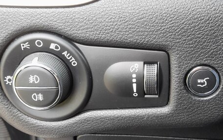 Jeep Cherokee, 2014 год, 1 420 000 рублей, 8 фотография