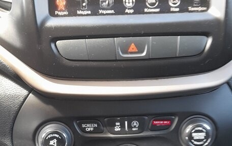 Jeep Cherokee, 2014 год, 1 420 000 рублей, 13 фотография