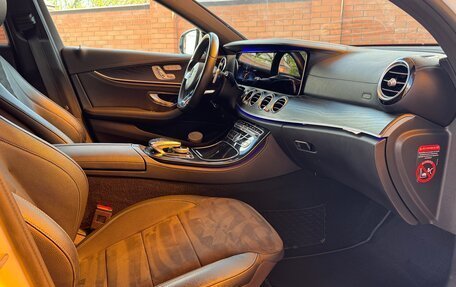 Mercedes-Benz E-Класс, 2017 год, 2 980 000 рублей, 16 фотография
