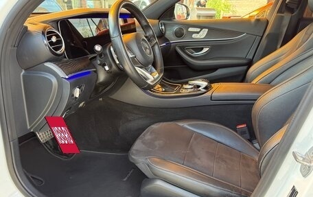 Mercedes-Benz E-Класс, 2017 год, 2 980 000 рублей, 11 фотография
