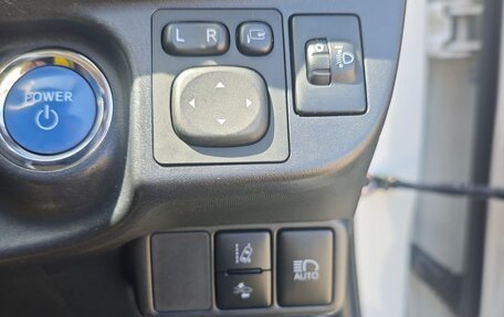 Toyota Aqua I, 2017 год, 1 200 000 рублей, 8 фотография