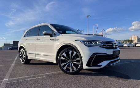 Volkswagen Tiguan II, 2021 год, 2 800 000 рублей, 8 фотография