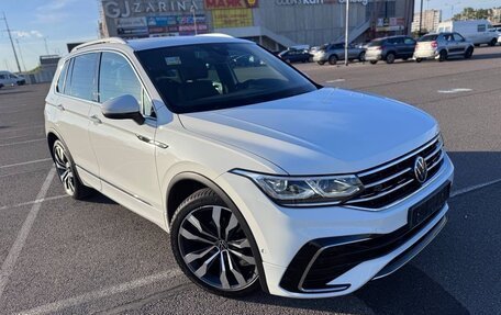 Volkswagen Tiguan II, 2021 год, 2 800 000 рублей, 7 фотография