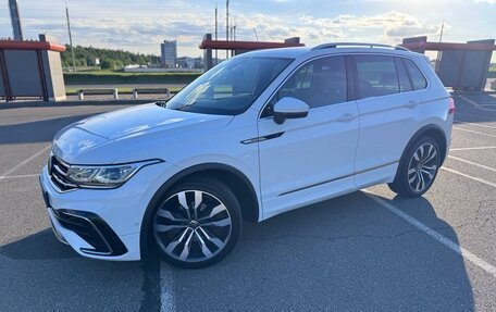 Volkswagen Tiguan II, 2021 год, 2 800 000 рублей, 10 фотография
