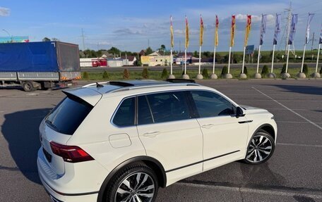 Volkswagen Tiguan II, 2021 год, 2 800 000 рублей, 20 фотография
