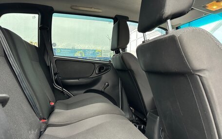 Chevrolet Niva I рестайлинг, 2015 год, 685 000 рублей, 4 фотография