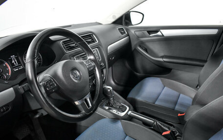 Volkswagen Jetta VI, 2013 год, 825 000 рублей, 10 фотография
