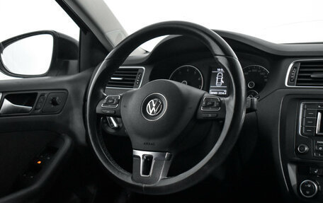 Volkswagen Jetta VI, 2013 год, 825 000 рублей, 16 фотография