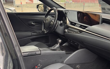 Lexus ES VII, 2021 год, 4 500 000 рублей, 8 фотография