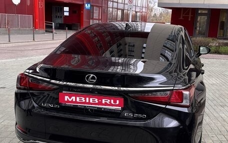 Lexus ES VII, 2021 год, 4 500 000 рублей, 5 фотография