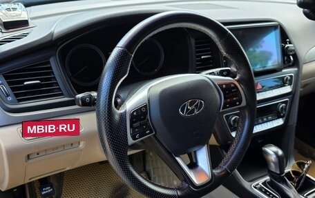 Hyundai Sonata VII, 2018 год, 2 050 000 рублей, 24 фотография