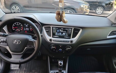 Hyundai Solaris II рестайлинг, 2019 год, 1 720 000 рублей, 9 фотография
